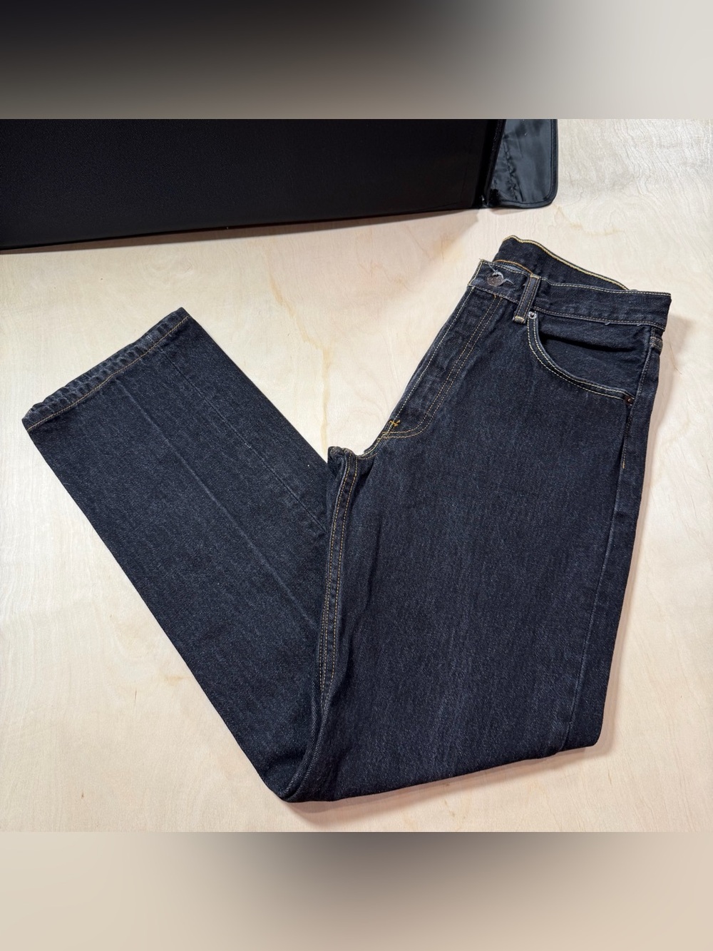 Men’s Levi’s Original 501 Button Fly Dark Wash Jeans 32 X 34 Pre-Owned